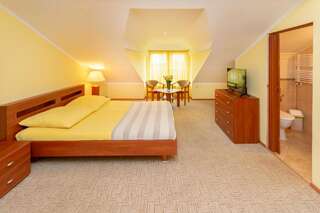 Отели типа «постель и завтрак» Pensjonat Marynarski - Apartamenty Дарлувко Бюджетный двухместный номер с 1 кроватью-3